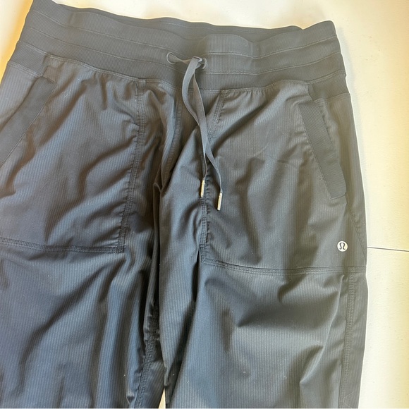Lululemon Dance Studio Mid-Rise Pant Black Size 12 - Picture 11 of 13